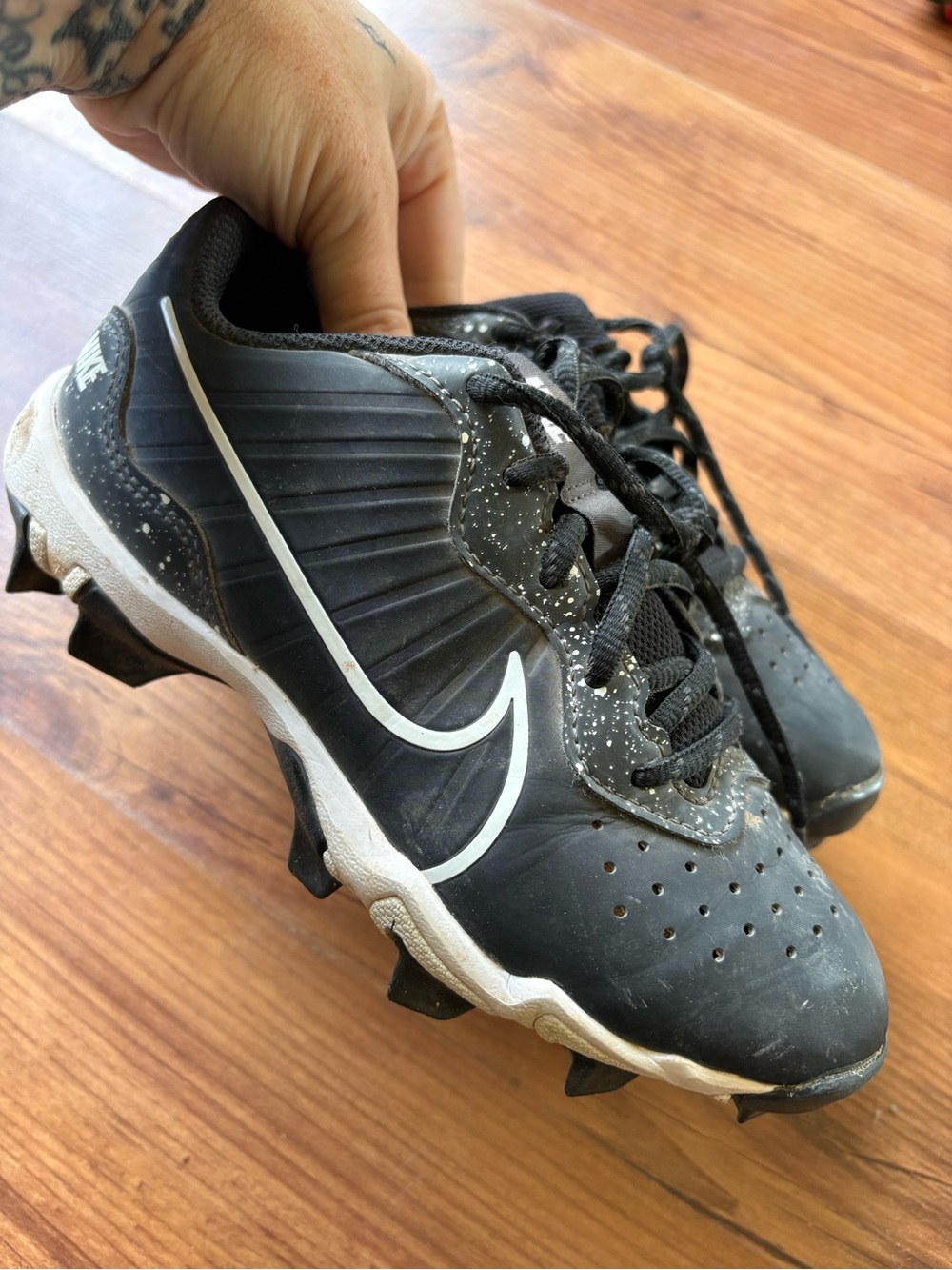 Nike Alpha Huarache 4 Keystone Baseball Cleats - Black/White